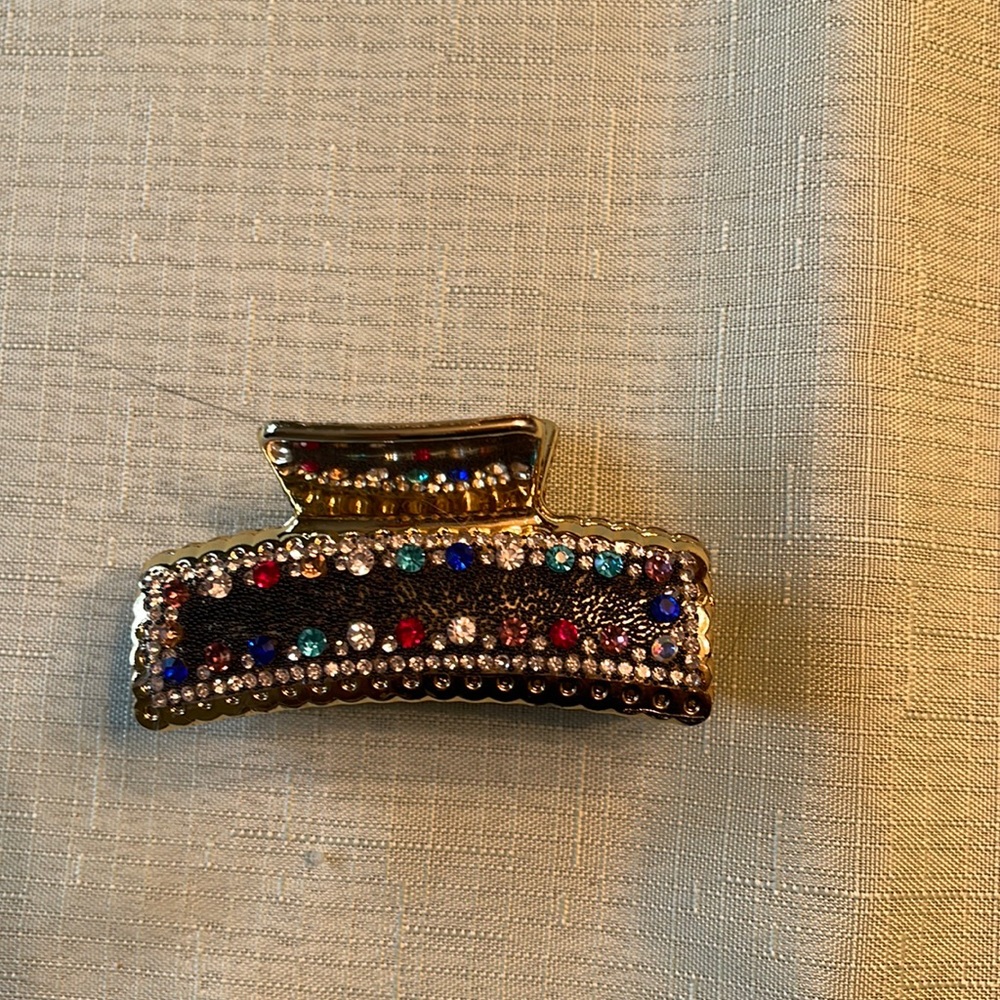 Rainbow hair clip